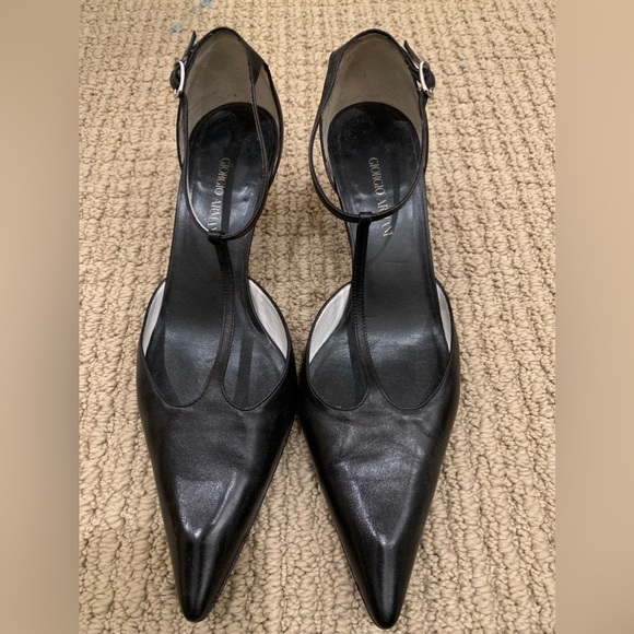 Giorgio Armani black heels. - Picture 2 of 6